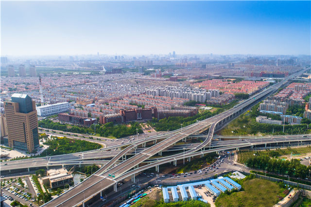 長春兩橫兩縱快速路系統(tǒng)工程D1標(biāo)項(xiàng)目_副本.jpg 長春兩橫兩縱快速路系統(tǒng)工程D1標(biāo)項(xiàng)目_副本.jpg